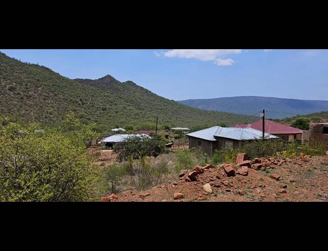 LAND FOR SALE IN TSHIROLWE